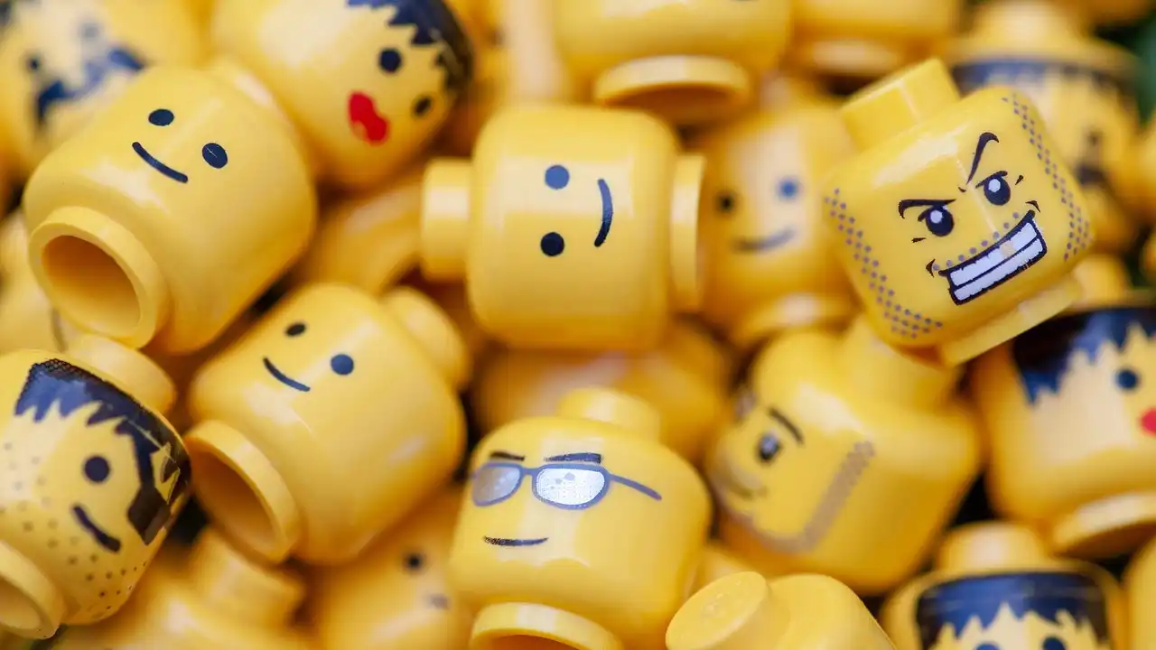 How To Talk About LEGO In Arabic
